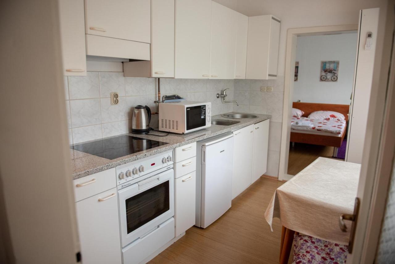 Apartman Peric Apartment จาโกโว ภายนอก รูปภาพ